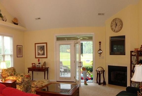 3rd image of 214 B RESERVE GREEN Drive #214B