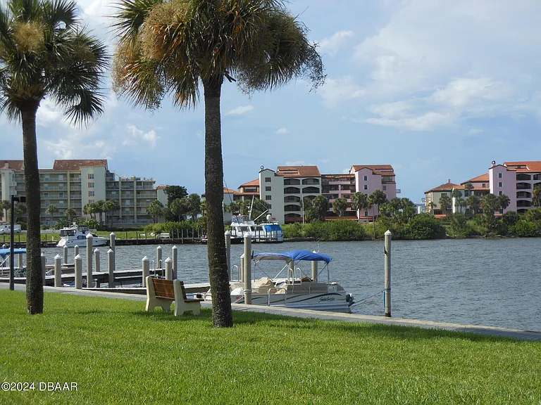 715 S Beach St #311D — Photo 10