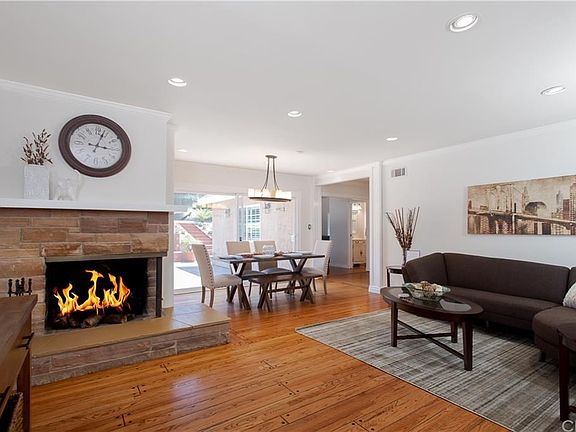 2nd image of 22812 Crespi St