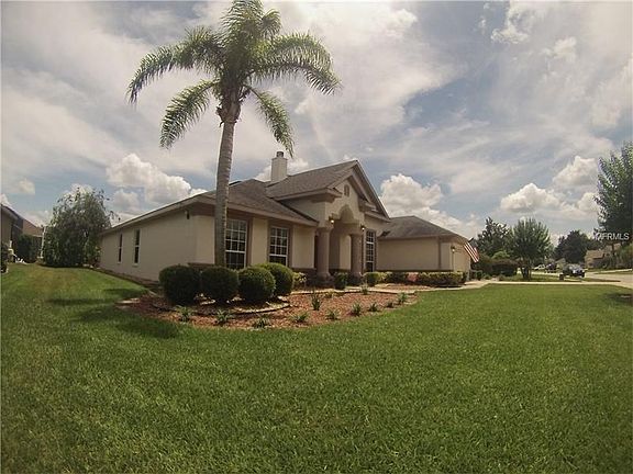 3rd image of 399 Hinsdale Dr