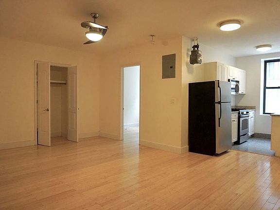2nd image of 336 Fort Washington Ave #1EE