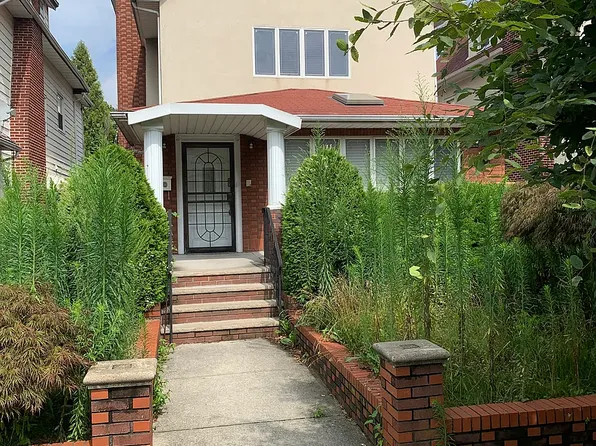 1251 E 21st St, Brooklyn, NY 11210