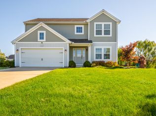 4548 Lauren Ln, Saint Joseph, MI 49085