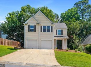 2003 Crestview Way, Woodstock, GA 30188