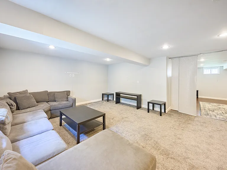 68 George Thomas Dr #B — Photo 13