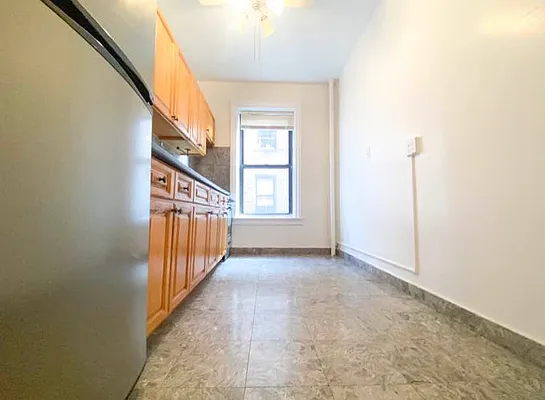 Rented by RealTegrity NY LLC | media 13
