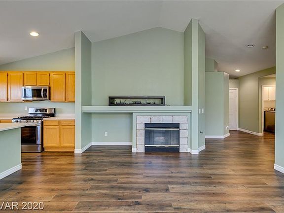 3rd image of 7933 Lovely Pine Pl