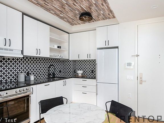 5th image of 889 Bushwick Ave #527