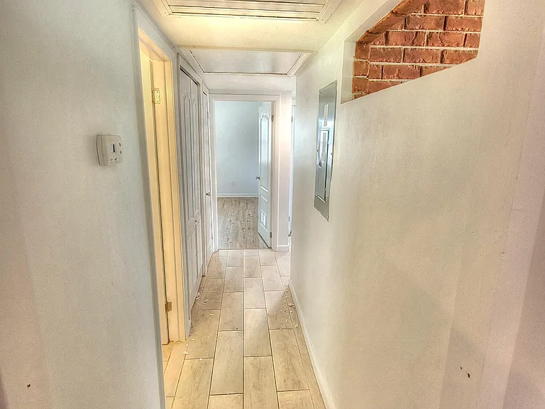3919 Skycrest Dr — Photo 10