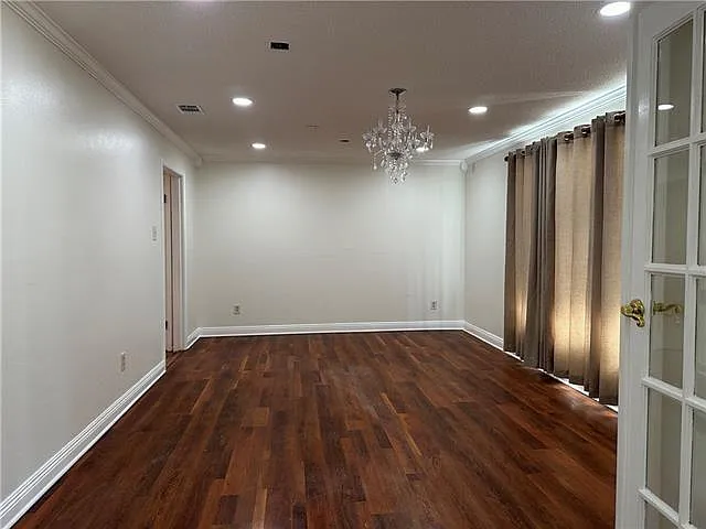 916 Martin Behrman Walk — Photo 3