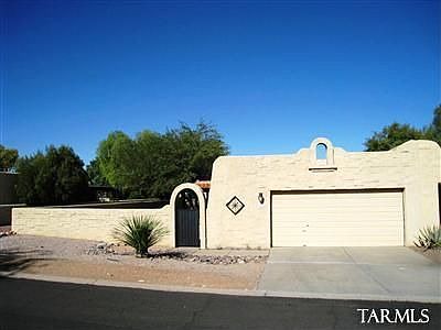 3rd image of 2422 W Calle Retana