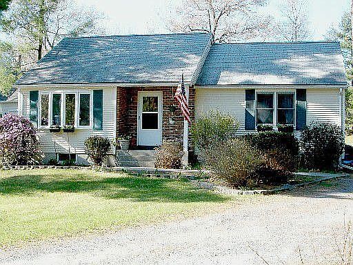 Front of house, view from the street