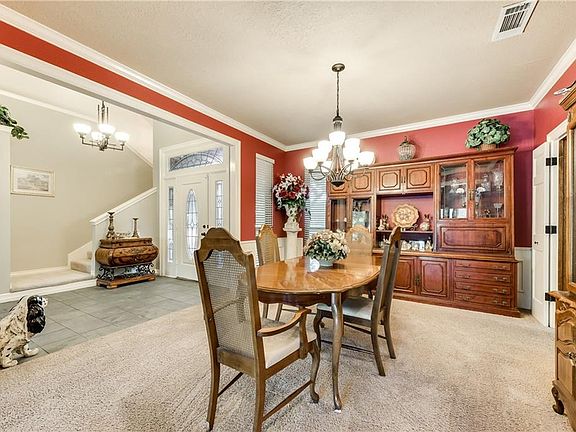 4th image of 1352 Thunderbrook Dr