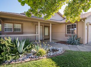 984 Montcrest Dr, Redding, CA 96003