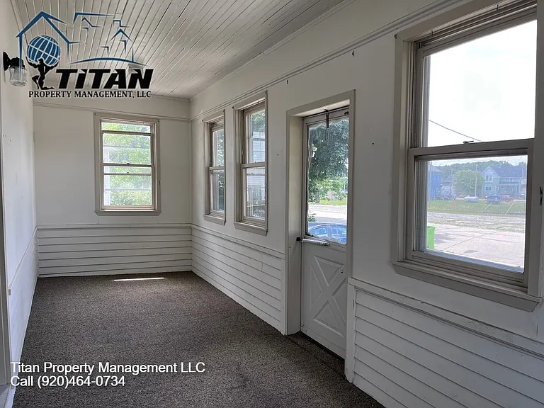 2034 Jefferson St #1 — Photo 2