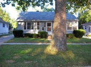 330 S Fordham Ave, Aurora, IL 60506