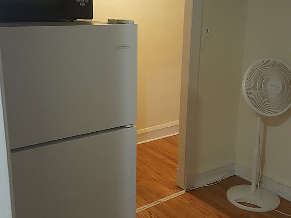 5th image of 3652 W Agatite Ave APT 3