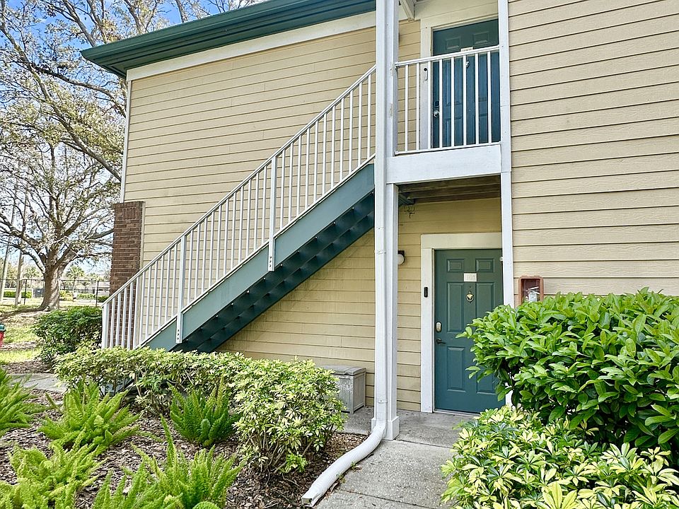 1st image of 10122 Winsford Oak Blvd #1401