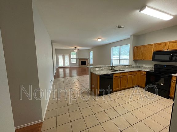 5th image of 7200 Starwood Dr