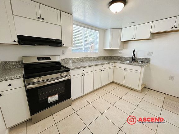 4th image of 313 Washington Ave #B