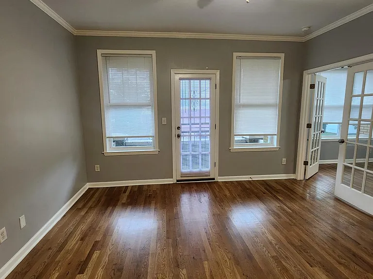Overton Place — Photo 11