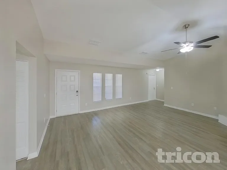 707 Climate Dr — Photo 3