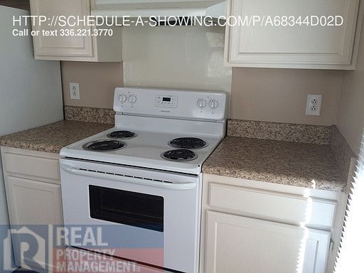 3rd image of 1800 Covenant Ln