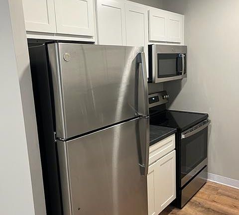 2nd image of 3854 Lemay Village Ln #3854