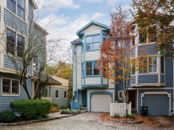 11 Raritan Pointe, Lambertville City, NJ 08530