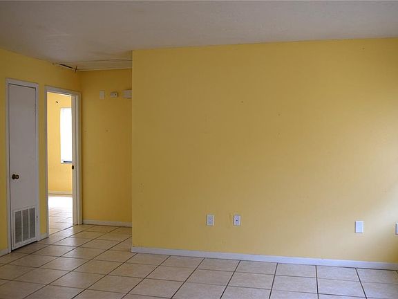 5th image of 7423 SW 42nd Pl APT 2