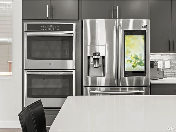Under cabinet lighting