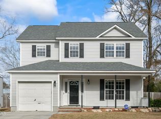 89 Pollard Dr, Jacksonville, NC 28540