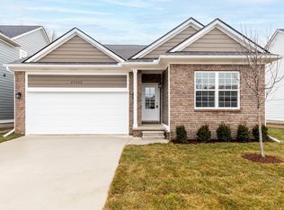 47002 Brookview Dr, Chesterfield, MI 48047