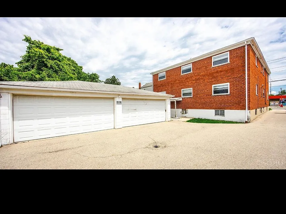 7211 Plainfield Rd #4