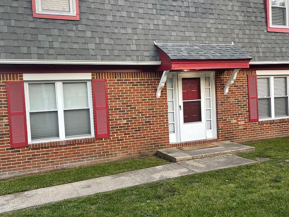 1st image of 4564 Greenlaw Dr