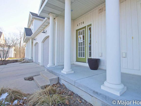 3rd image of 4778 Shade Leaf Ln SE #9