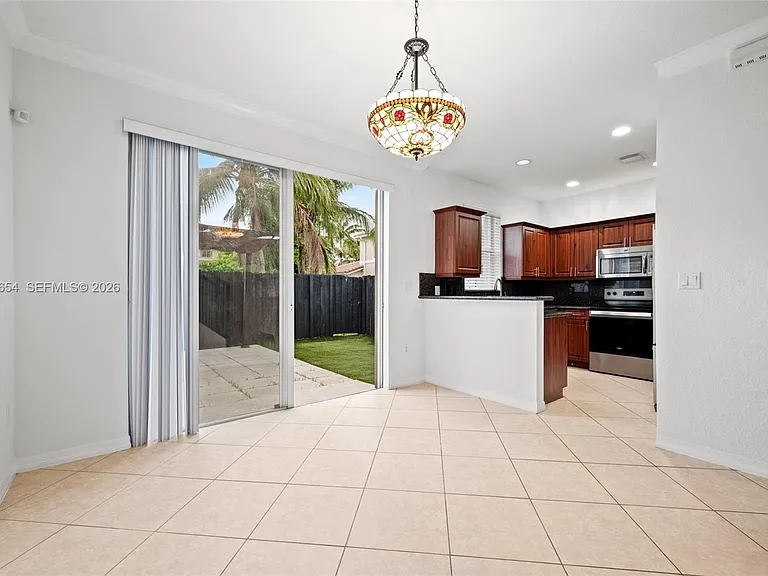 12392 SW 124th Ter — Photo 9