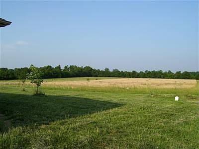 3rd image of 8804 Hedgerow Ln