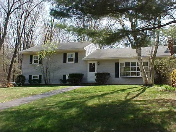 40 Rocky Hill Rd, New Paltz, NY 12561