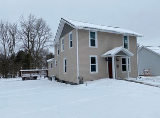 26 W Saint Joe St, Hillsdale, MI 49242
