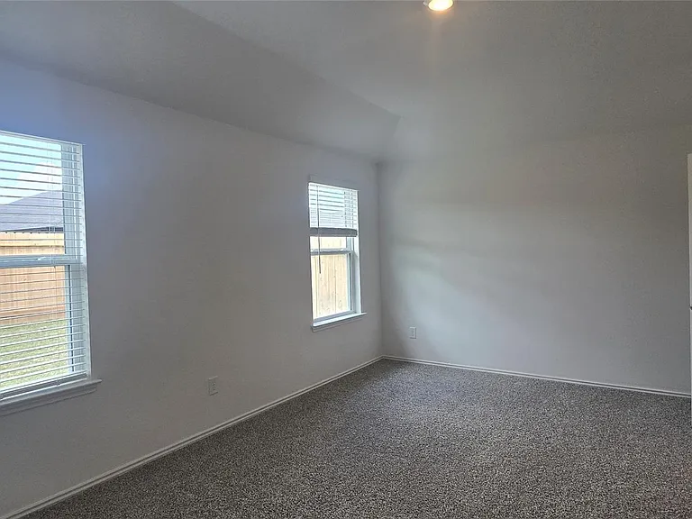 3046 Holland Lakes Dr — Photo 22