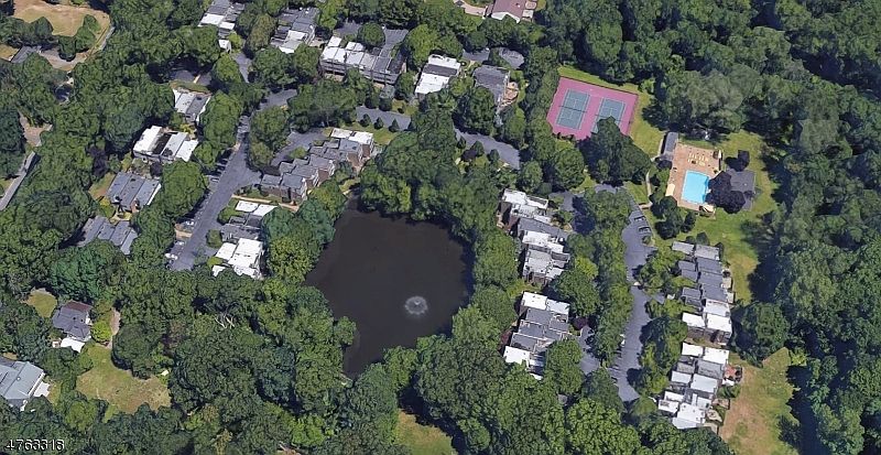 1st image of 170 Pond Dr