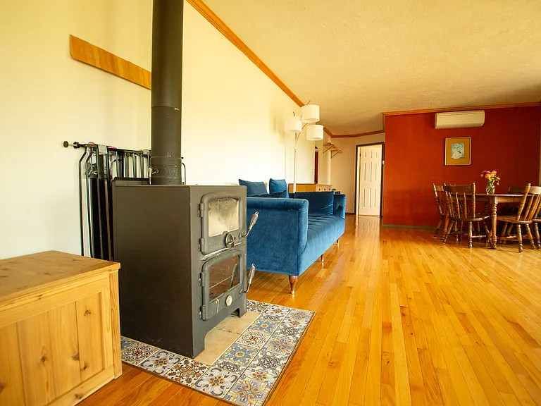 1281 E Anderson Rd — Photo 7
