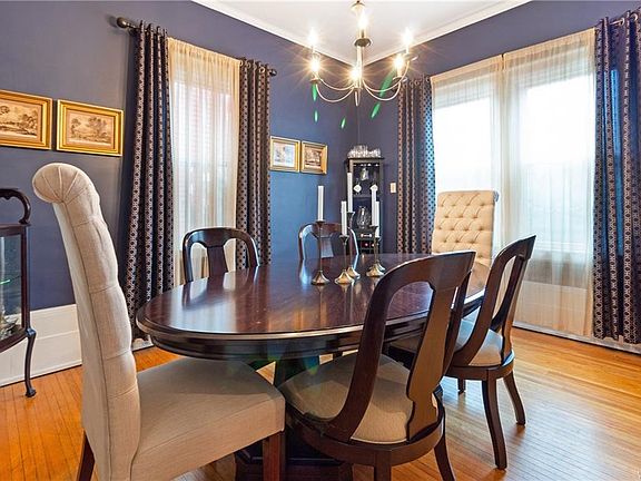 5th image of 162 Saint James Pl