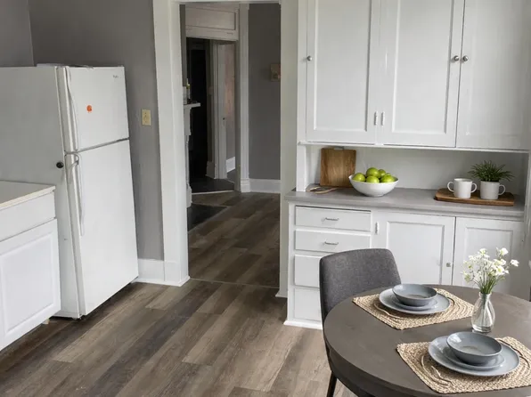 709 Washington Ave #2, Carnegie, PA 15106