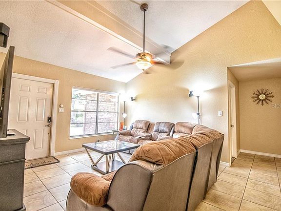4th image of 98 Citrus Dr