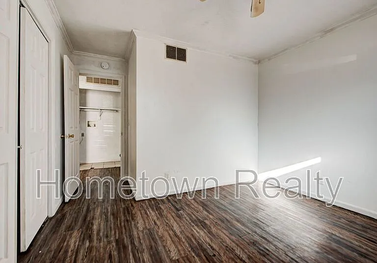 2701 S Phillips Ave — Photo 19