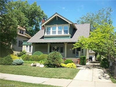 1st image of 14902 Lake Ave