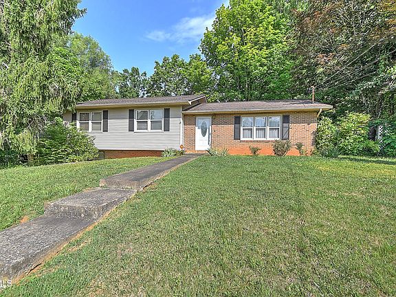 4th image of 2902 Dalton Dr