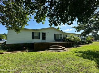 7118 Green Forest Rd, Lucama, NC 27851